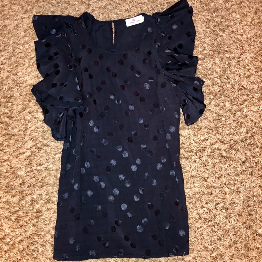 Vineyard Vines ruffled polka dot blouse